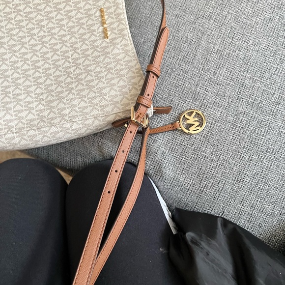 Michael kors bag brand new - Picture 6 of 10